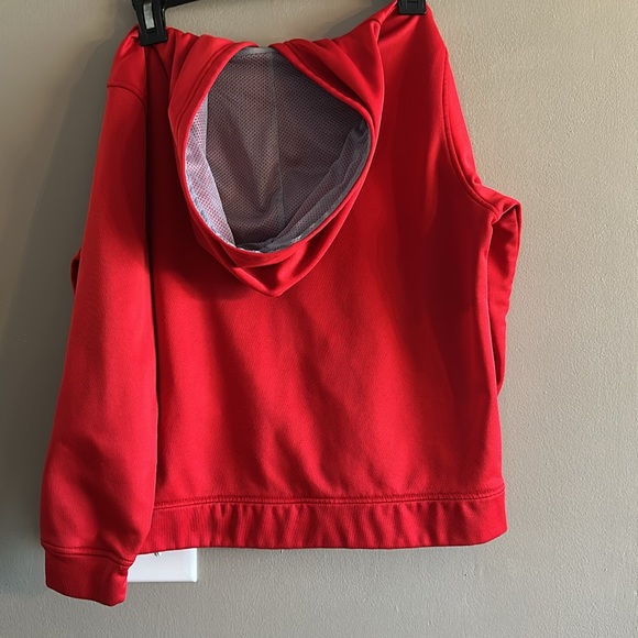 UA hoodie Boys Youth Medium Y/MD. Red with black letters - Picture 3 of 4